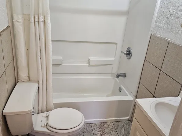 2400 Benton Blvd #203, Kansas City, MO 64127