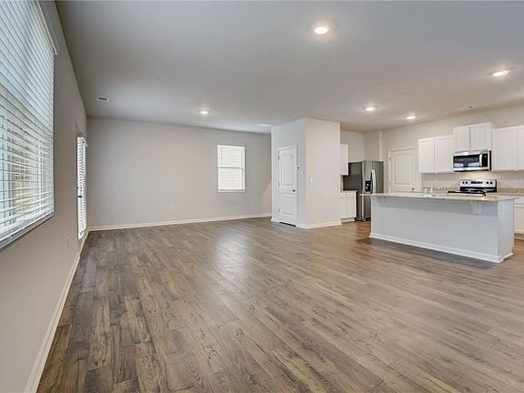 3rd image of 88 Shadwood Pl