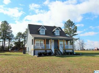 215 Deer St, Rainsville, AL 35986