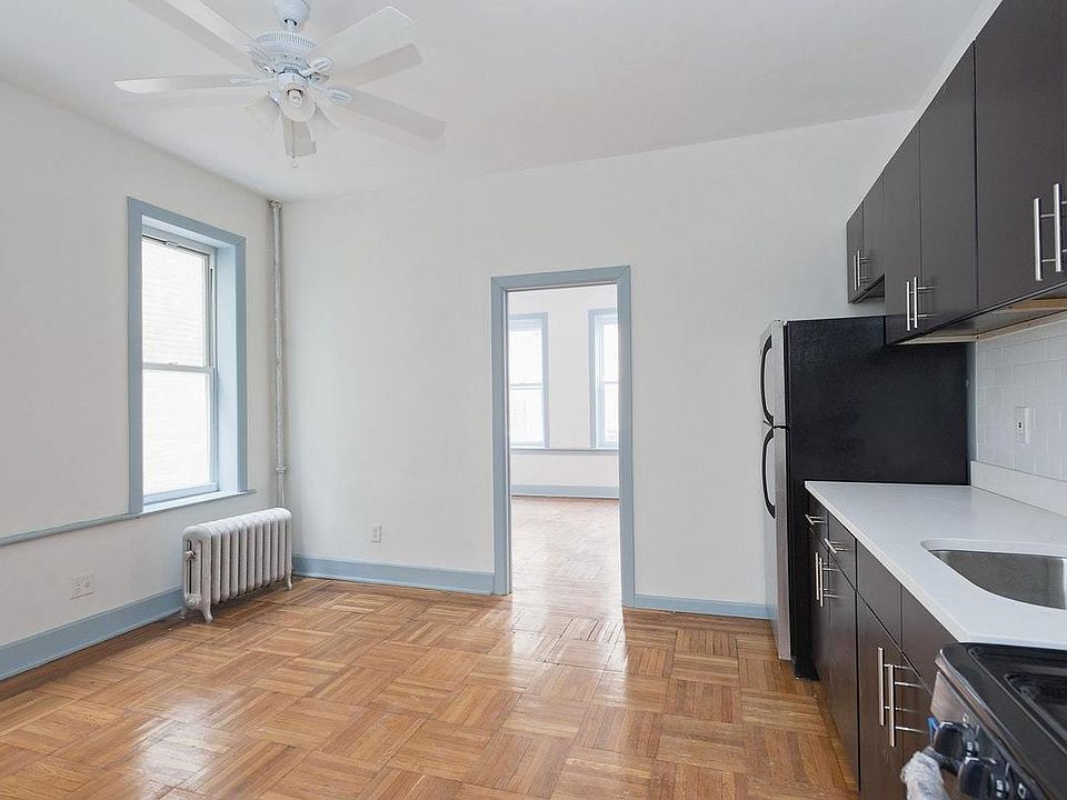 1st image of 992 Carroll St #1A