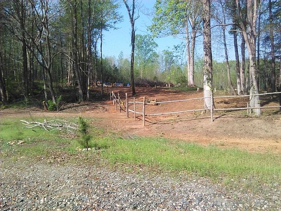 2nd image of 91 Emma Dr