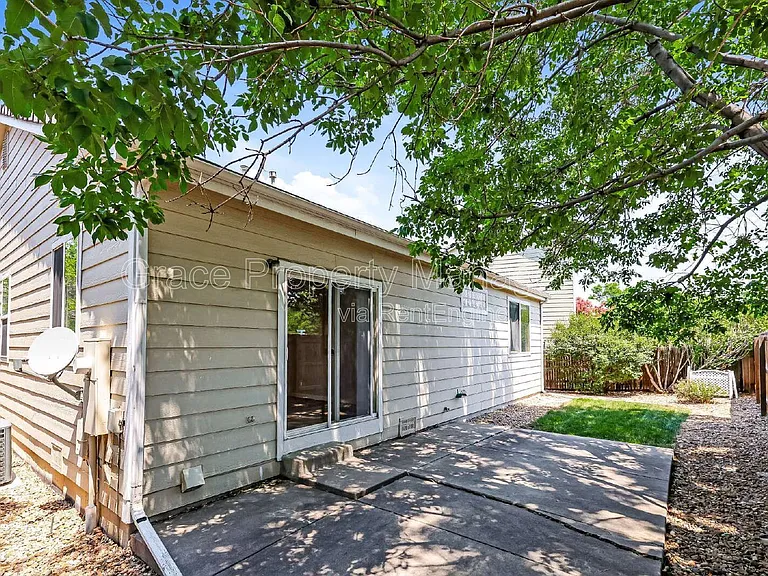 8334 S Quay Ct — Photo 14