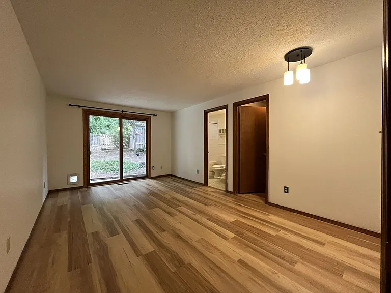 4737 SW Pendleton St — Photo 23