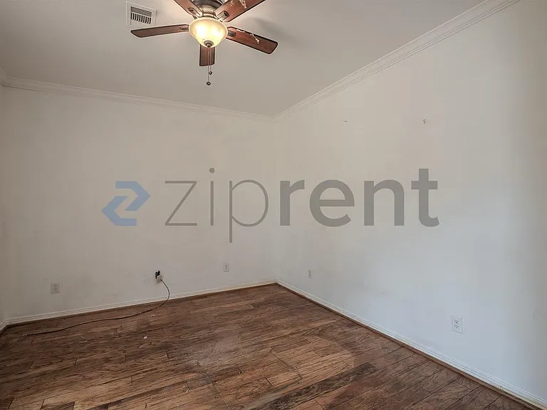 14911 Oxford Way — Photo 6
