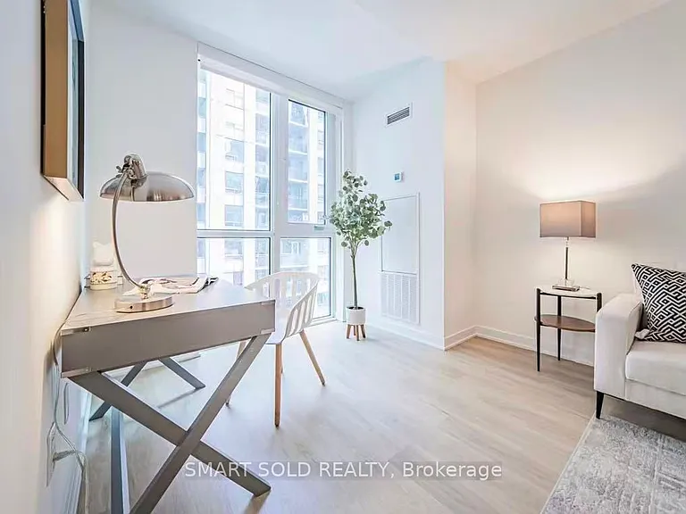 100 Dalhousie St #411 — Photo 10