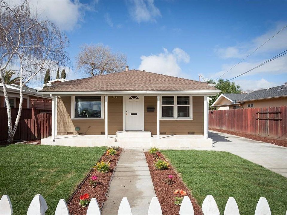 1st image of 725 3rd Ave