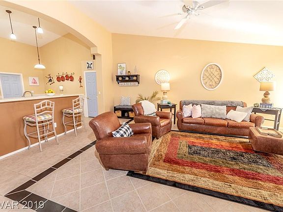 4th image of 10351 Juniper Creek Ln