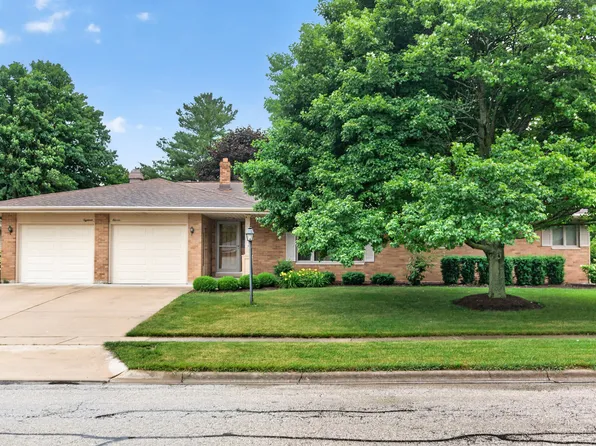 1811 Park Ave, Sycamore, IL 60178