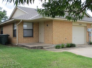 220 Barrett Pl, Edmond, OK 73003