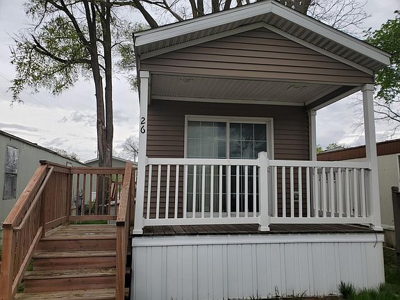 4th image of 26 Canal Dr #300-026