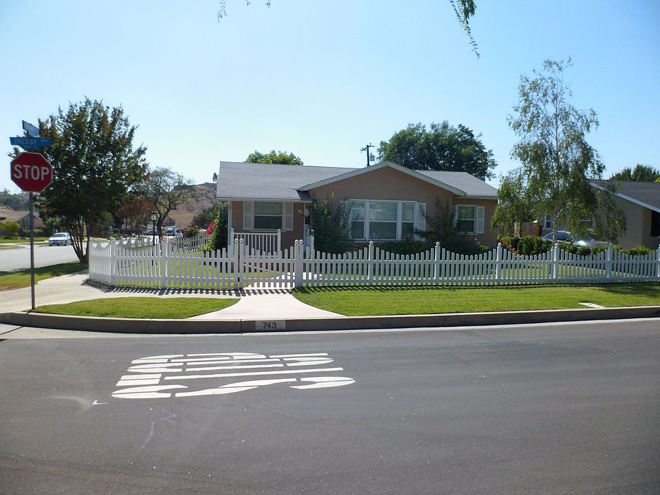 1st image of 743 Tressy Ave