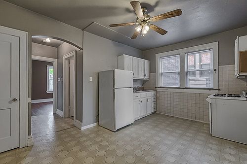 3rd image of 5036A Mardel Ave