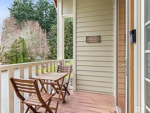 3rd image of 3020 21st Avenue SE