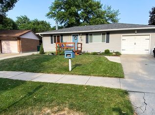 6200 Inverness Rd, Lincoln, NE 68512