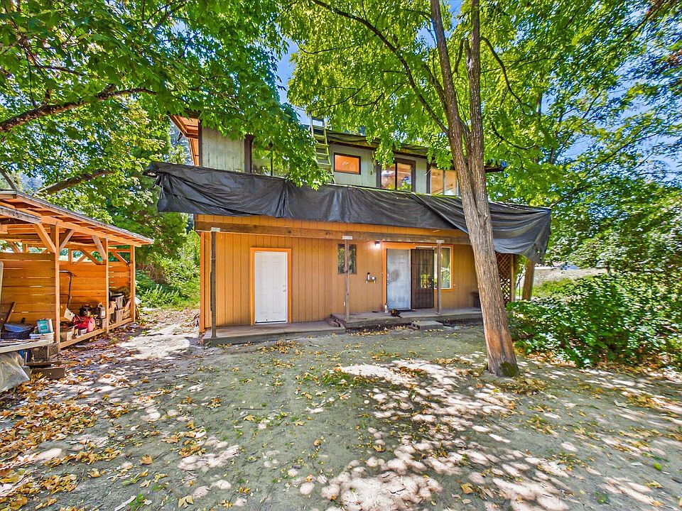 1st image of 420 Carpenter Ln