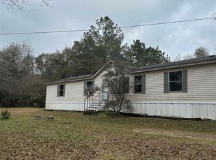 177 Juniper St, Walnut Hill, FL 32568