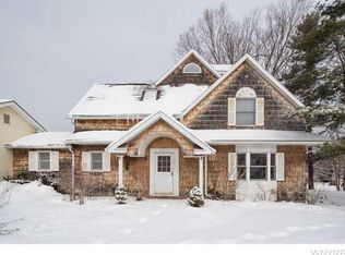 6480 Ward Rd, Orchard Park, NY 14127