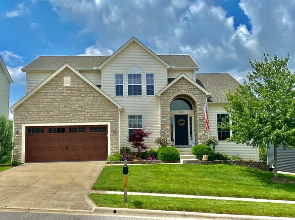 37 W Twin Maple Ave, Lithopolis, OH 43136