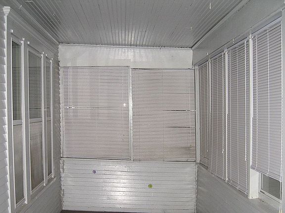 4th image of 2914 Oliver Ave N