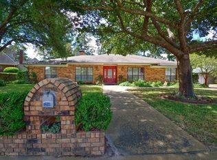 216 Winged Foot Dr, Lufkin, TX 75901