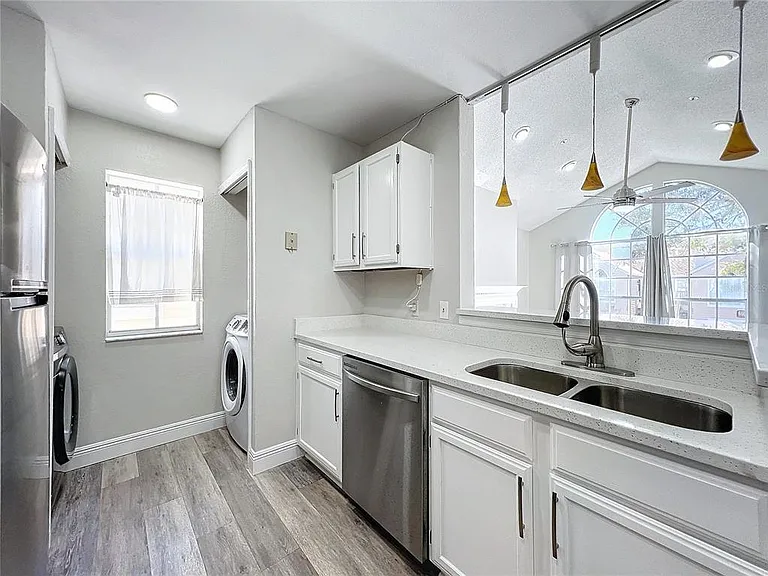 665 Youngstown Pkwy #264 — Photo 31