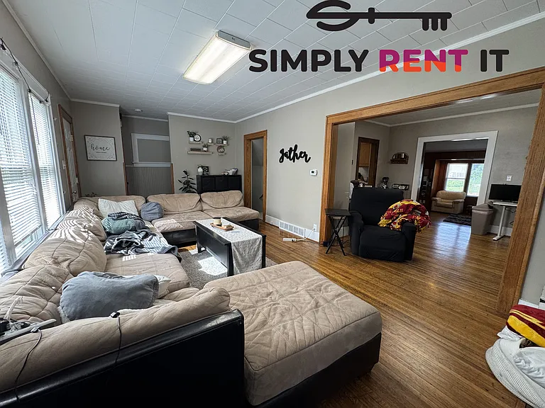532 Hayward Ave — Photo 4