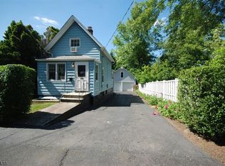 246 Essex St, Stirling, NJ 07980