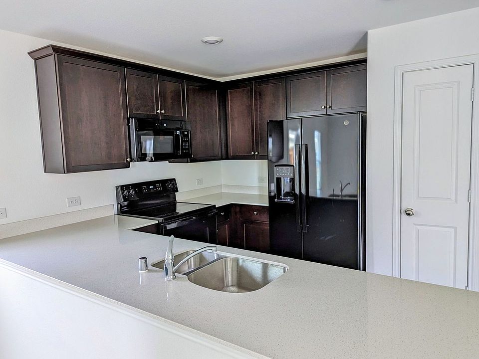 1st image of 208 Rubylace Dr