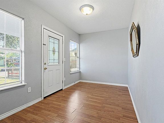 3rd image of 8169 Garland St #A