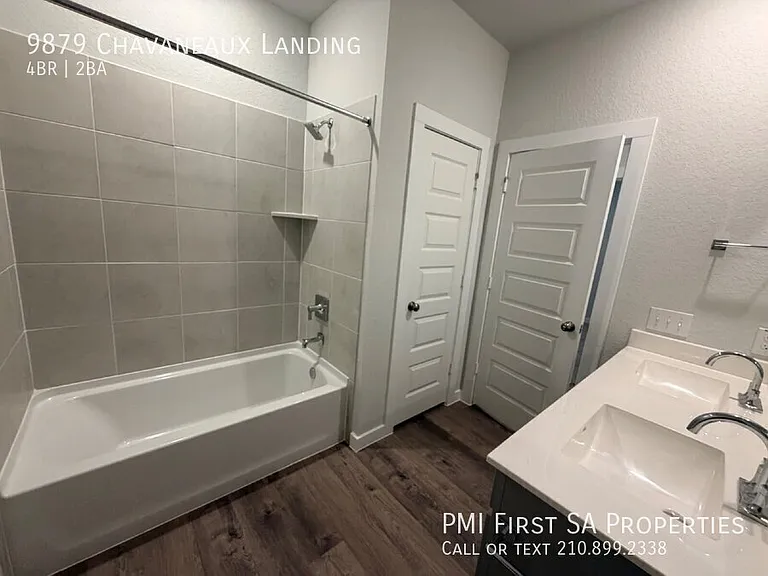 9879 Chavaneaux Lndg — Photo 7