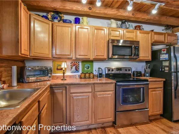 22 Kitazuma Rd, Black Mountain, NC 28711