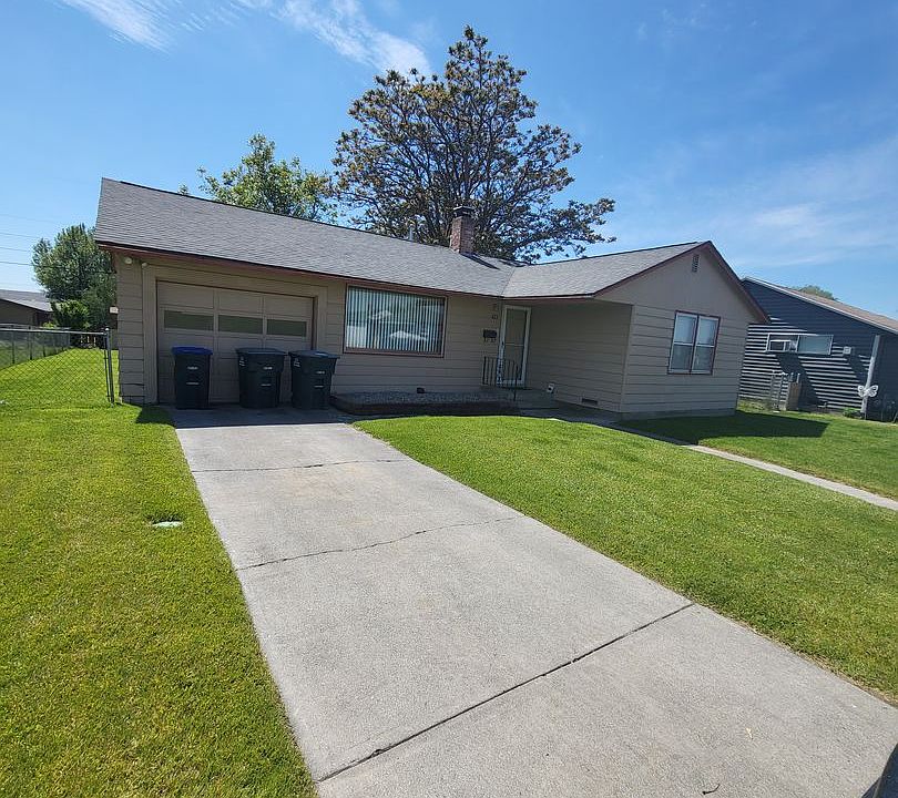1st image of 323 W Knolls Vista Dr