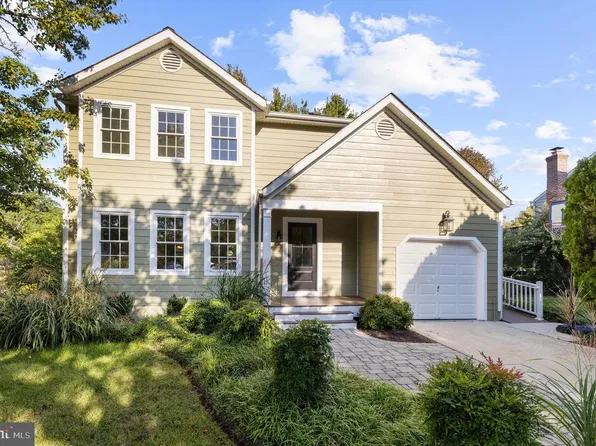 996 Headwater Rd, Annapolis, MD 21403