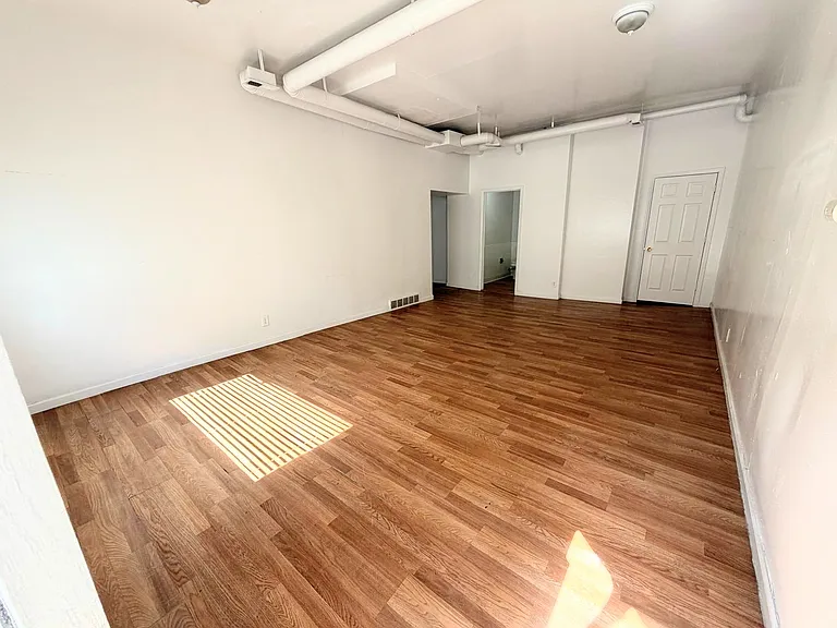 2601 Bellevue Ave #1 — Photo 14