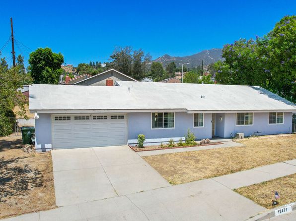 12471 Tibbetts St, Sylmar — photo 1