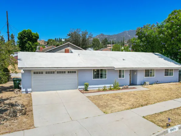 12471 Tibbetts St, Sylmar, CA 91342