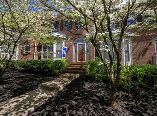 303 Duke Rd, Lexington, KY 40502