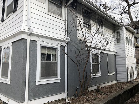 3rd image of 335 Bellefontaine Ave