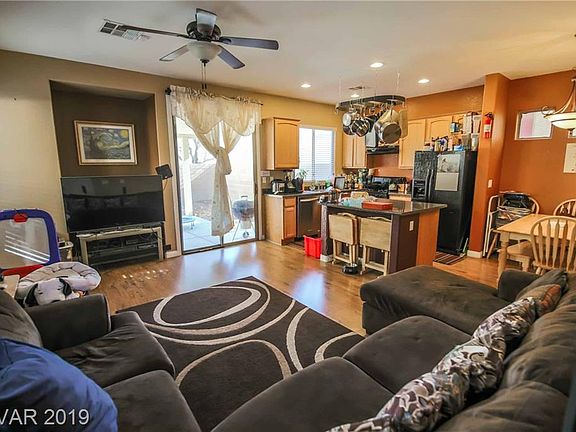 3rd image of 8244 Apple Spice St
