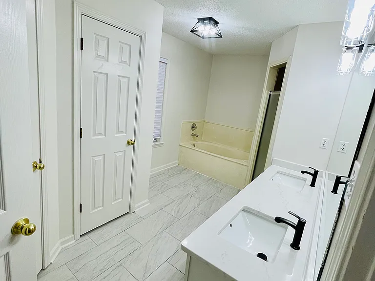6990 Meadowlands Pl — Photo 4