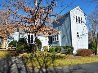 11800 Rochampton Sq, Henrico, VA 23238