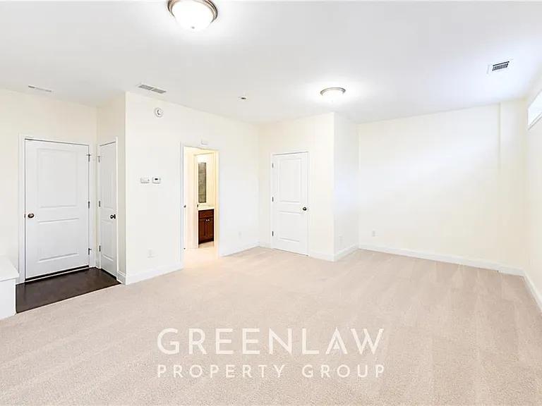 7403 Lowery Oak Dr — Photo 19
