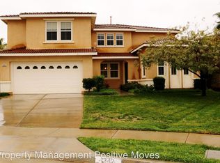 1342 Onyx Cir, Corona, CA