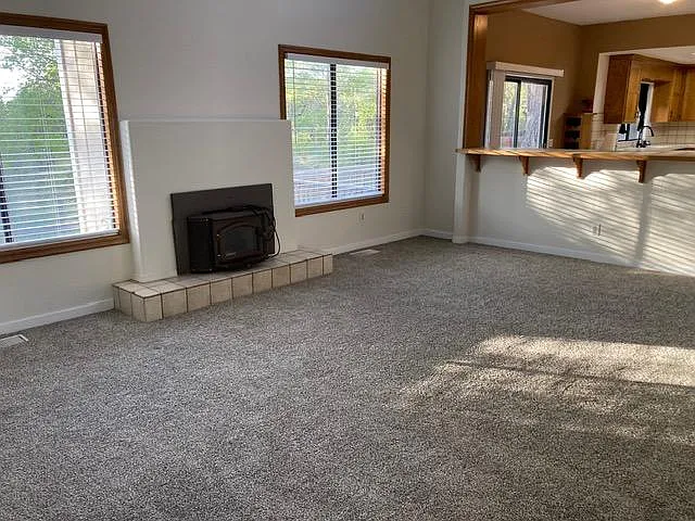 5033 Bluebird Ln — Photo 5