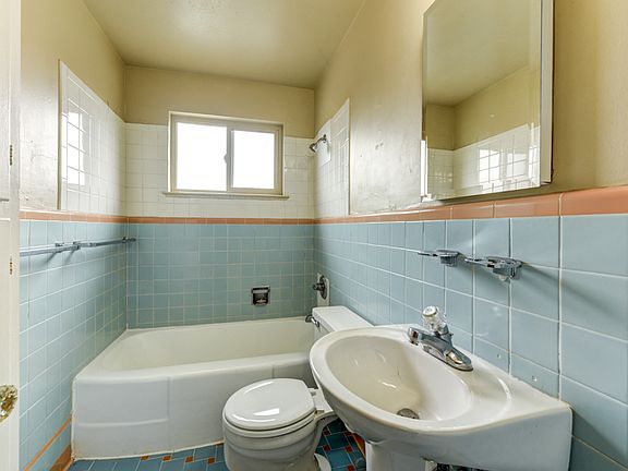 5th image of 850 S Pearl St #14