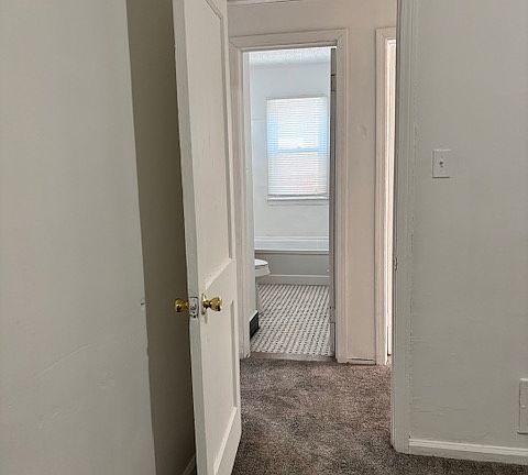 3rd image of 22241 Lyndon St