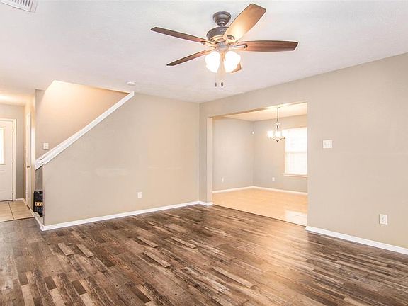 5th image of 719 Oak West Dr