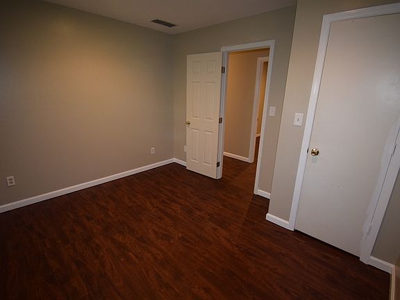 5th image of 205 Waller Ave #B