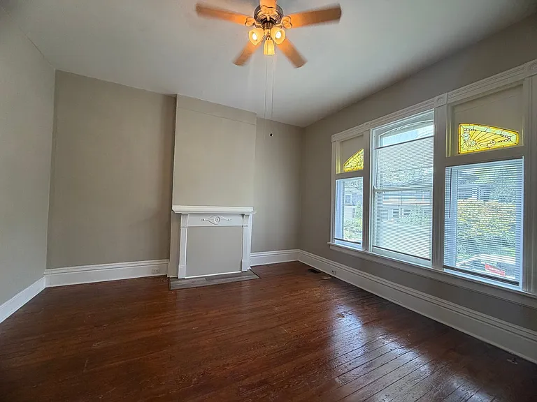 838 West High Street — Photo 3