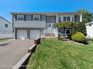 149 Vernon Way, Port Reading, NJ 07064